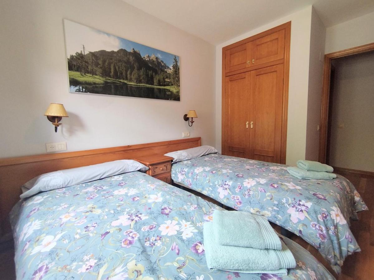 Check-In Casas Sinoantonio Appartement Benasque Buitenkant foto