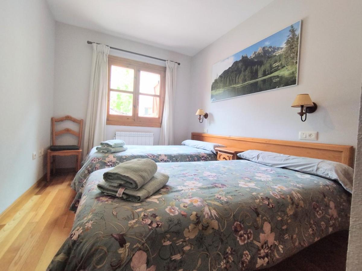 Check-In Casas Sinoantonio Appartement Benasque Buitenkant foto